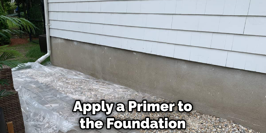 Apply a Primer to the Foundation