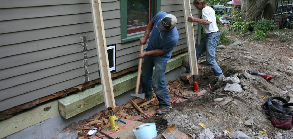 How to Close Gap Between Siding and Foundation