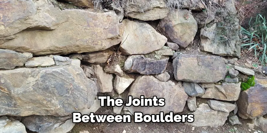 The Joints Between Boulders