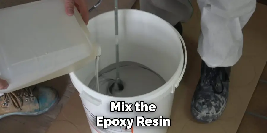 Mix the Epoxy Resin