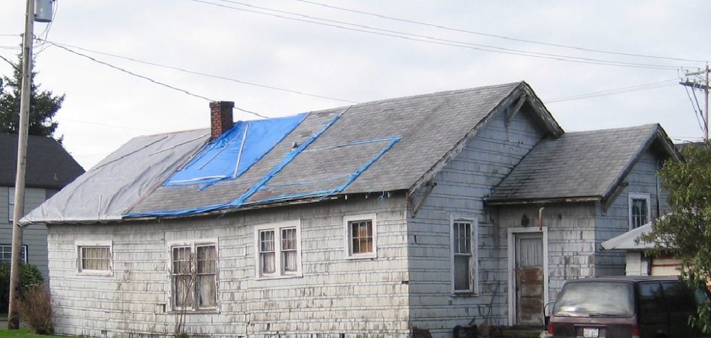 How to Temporarily Fix a Leaking Roof